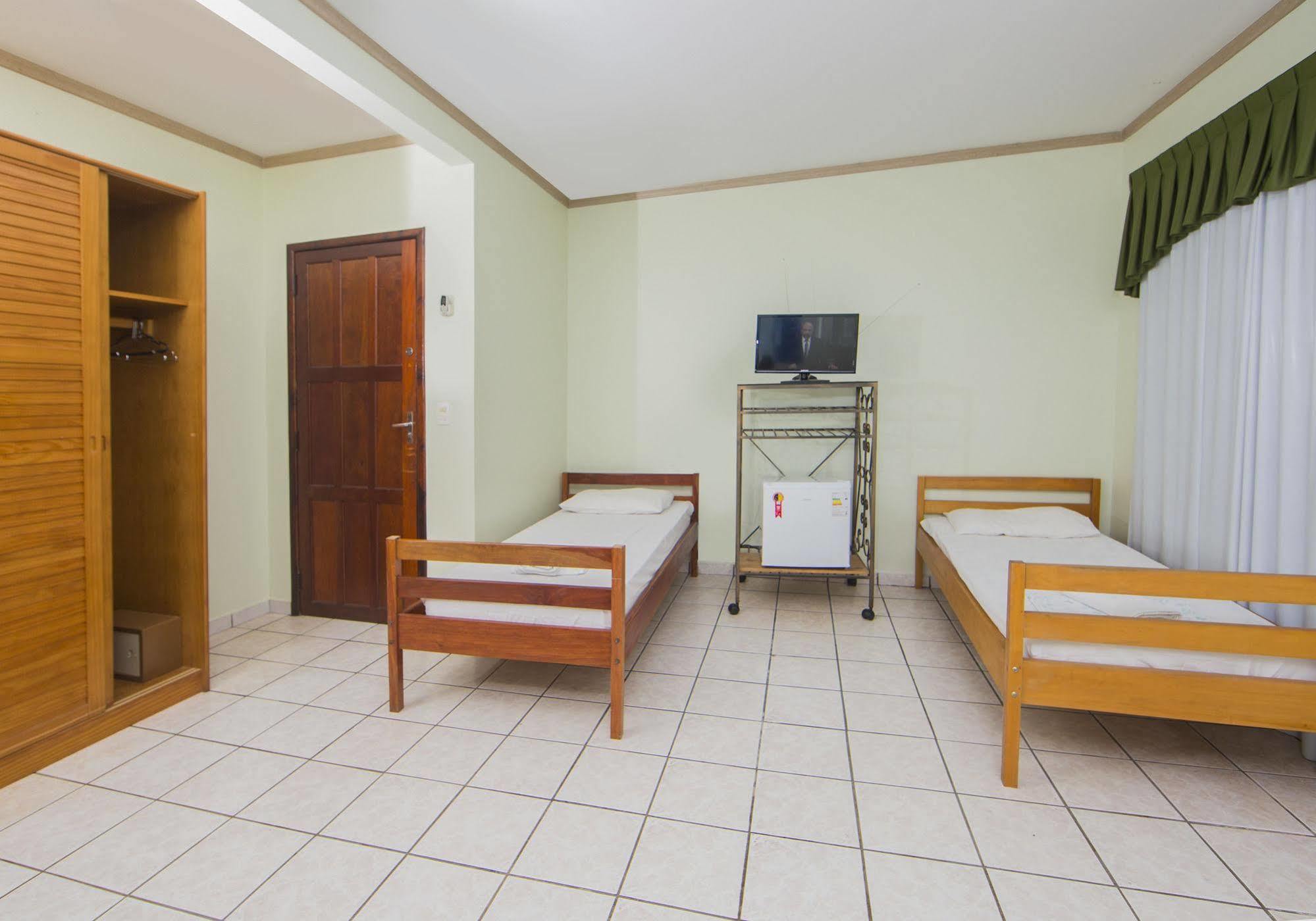 Residencial E Pousada Evelina Foz do Iguaçu Eksteriør billede